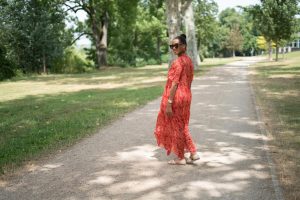 German Fashion blogger red maxi dress