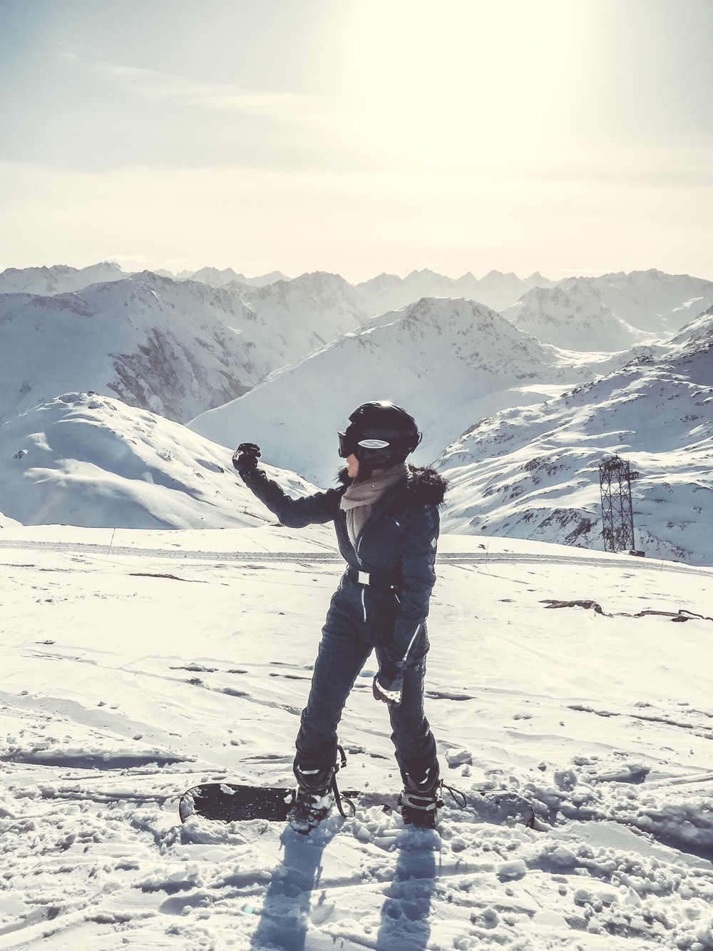 Skiing in switzerland, swiss alps, winter sport, andermatt mountain guide for snowboarders