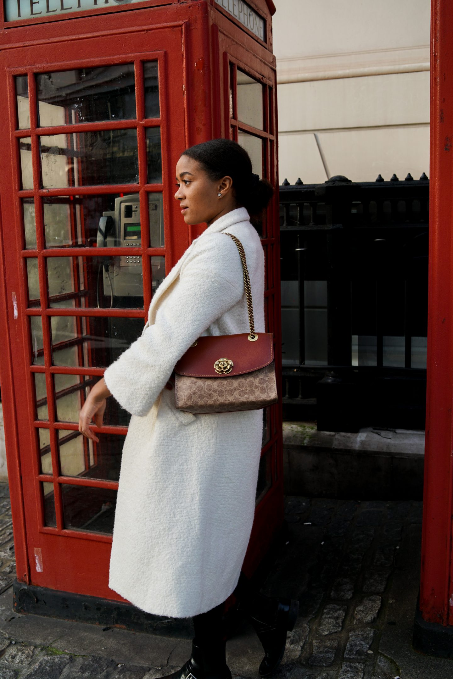 London Fashion Blogger Red Phone Booth