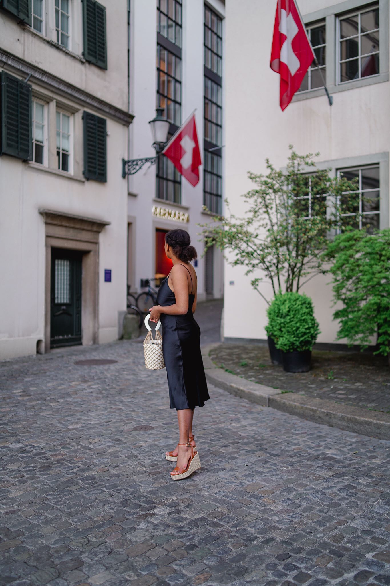 Black Slip Dress Zürich Swiss Blogger