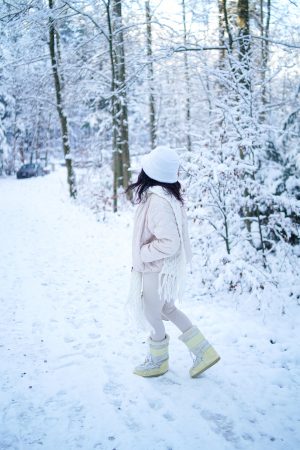 all white winter look Swiss Blogger Fashion