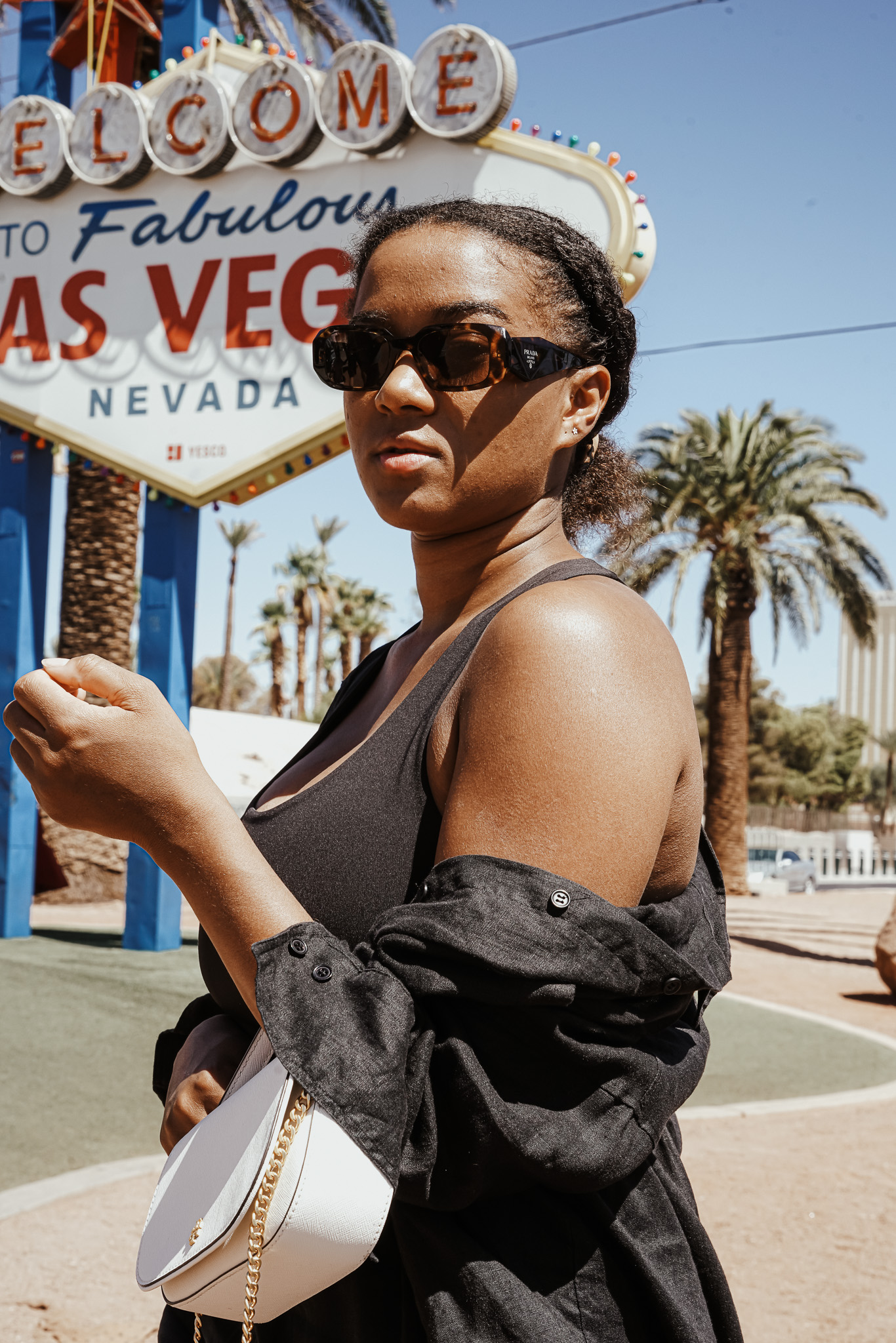 Top 10 things to do in Las Vegas, Las Vegas sign blogger photo