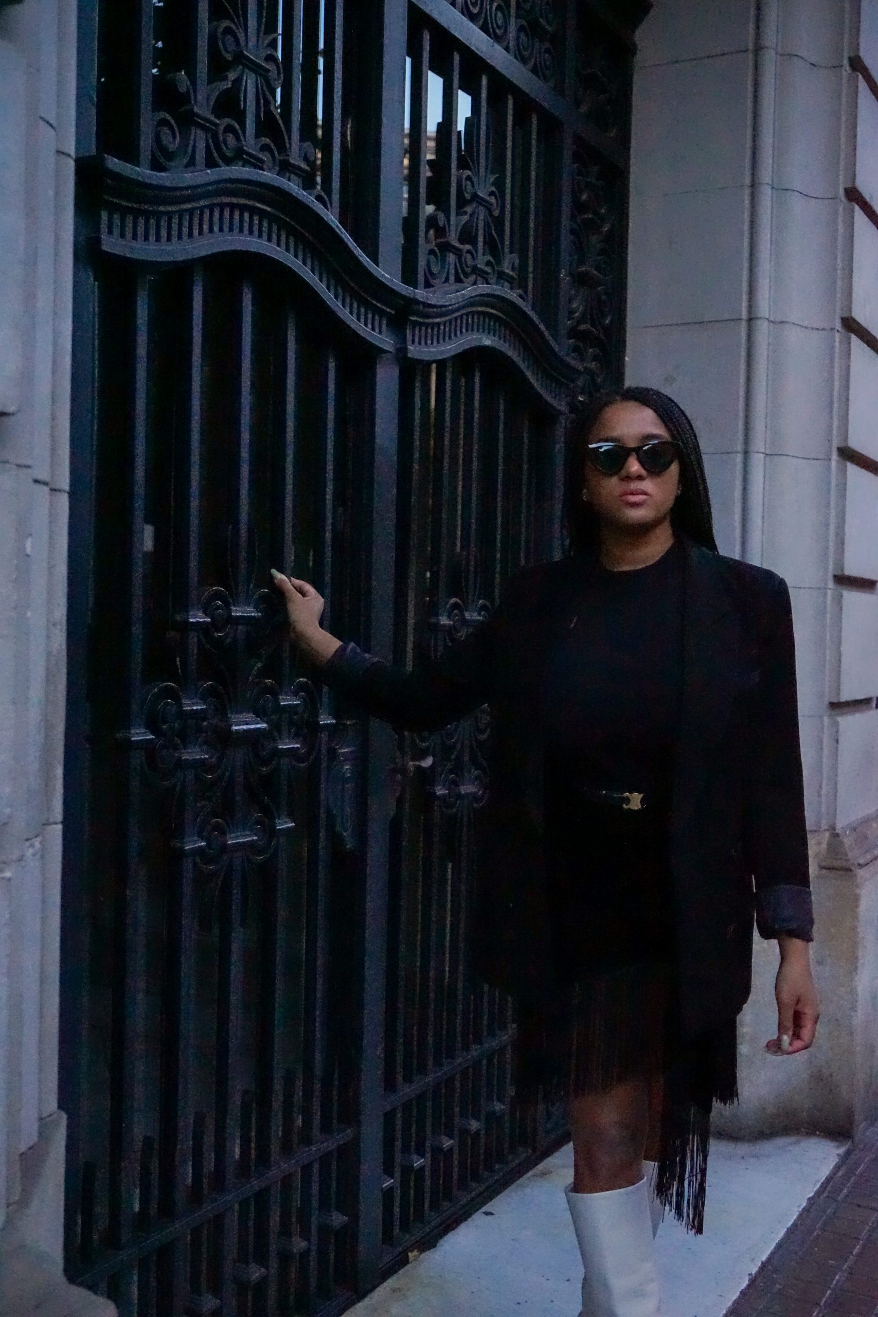 All black outfit: the grainy edit